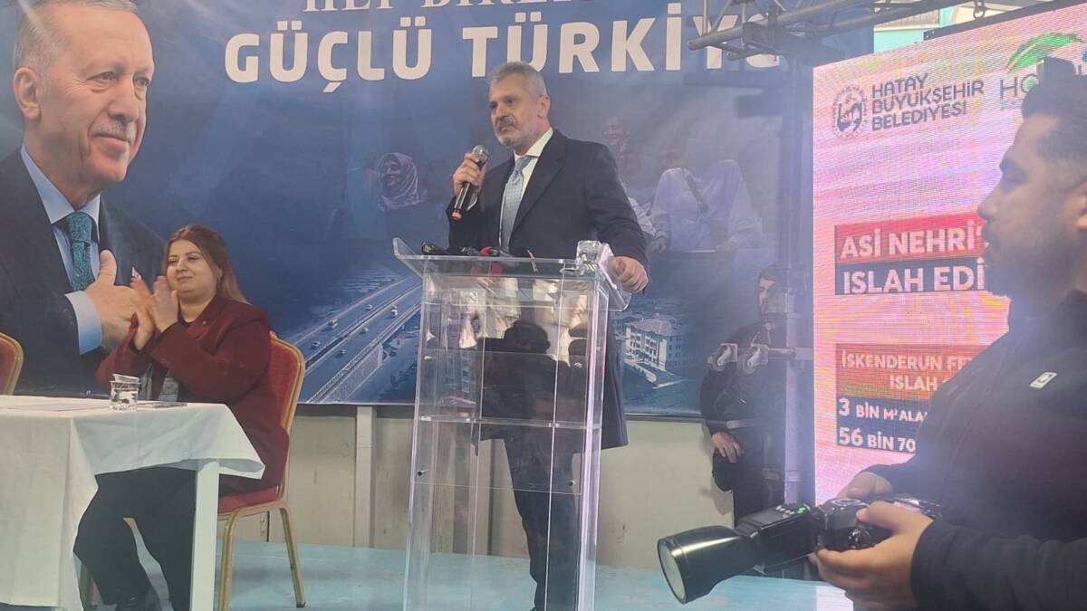 Enerji ve Tabii Kaynaklar Bakanı Alparslan Bayraktar’ın katılımıyla AK Parti