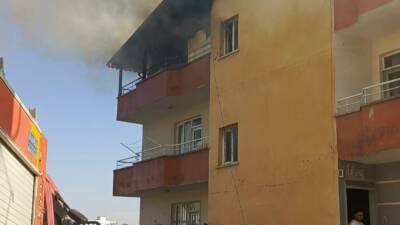 Hatay’ın merkez ilçesi Antakya’da bir apartman dairesinde çıkan yangın, itfaiye
