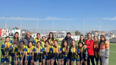Hatay’da düzenlenen Okul Sporları Genç Kızlar Futbol Turnuvası’nda tüm rakiplerini