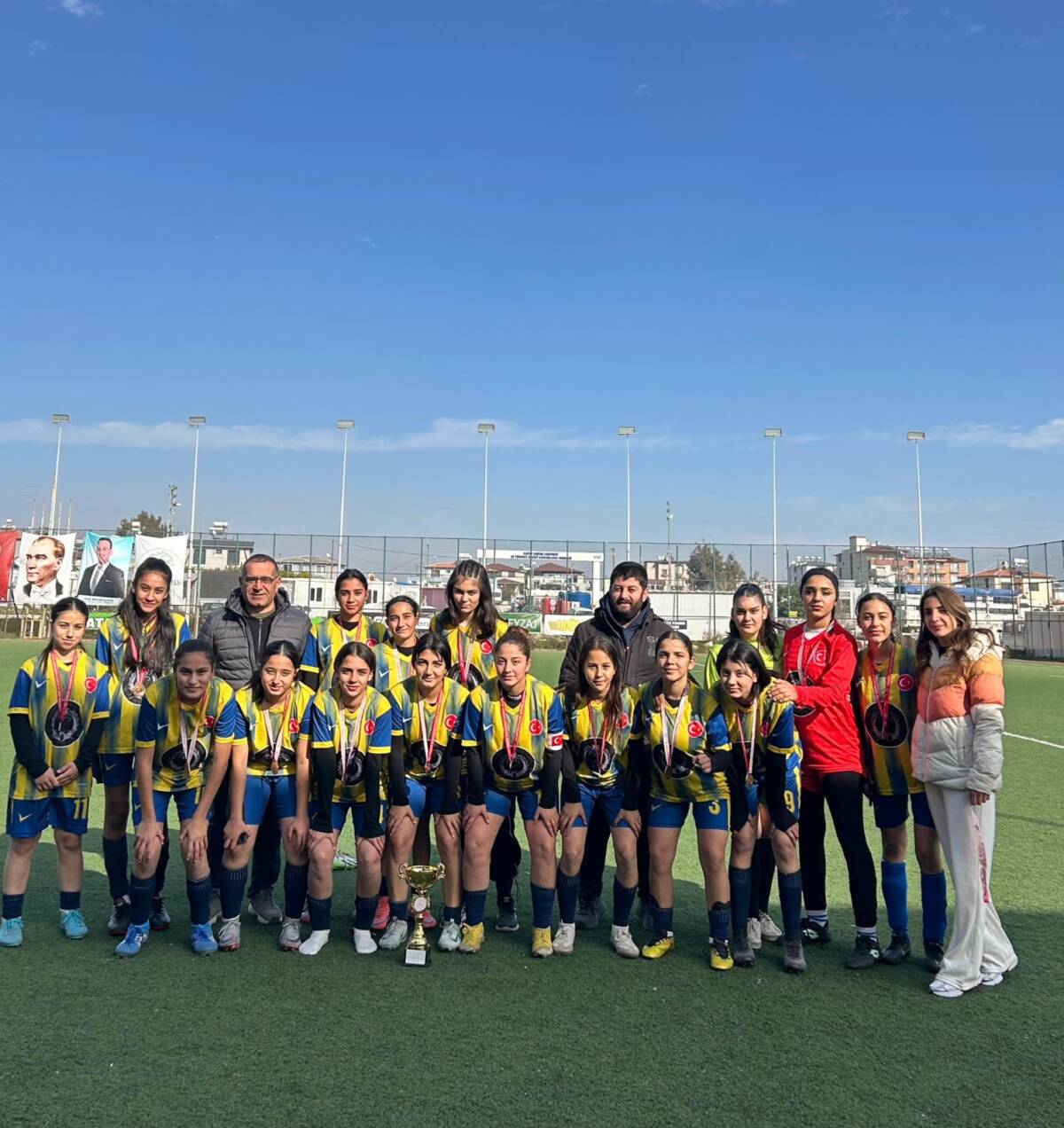 Hatay’da düzenlenen Okul Sporları Genç Kızlar Futbol Turnuvası’nda tüm rakiplerini