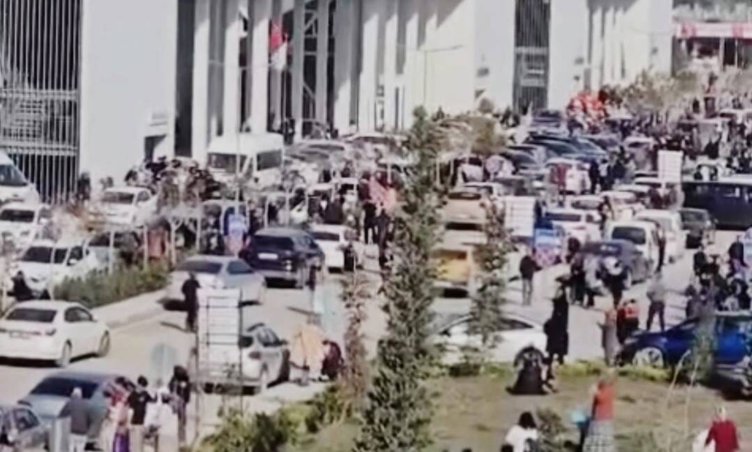 Hatay Antakya Gülderen Eğitim ve Araştırma Hastanesi’nde bomba ihbarı üzerine