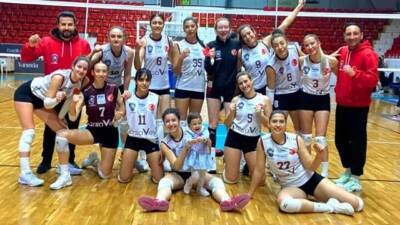 ArsaVev Hatay Voleybol Kulübü, Adana deplasmanında sergilediği etkili performansla sahadan