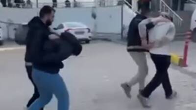 Hatay Emniyet Müdürlüğü, kent genelinde aranan şahısların yakalanmasına yönelik yürüttüğü