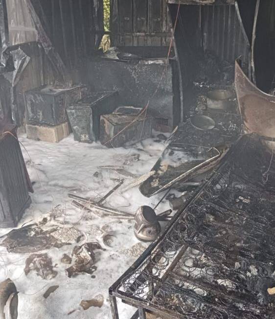 Hatay’ın Samandağ ilçesinde depremzede bir ailenin yaşadığı konteynerde çıkan yangın,