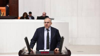 Depremden etkilenen 11 ildeki esnaf ve işletmeler için faizsiz borç