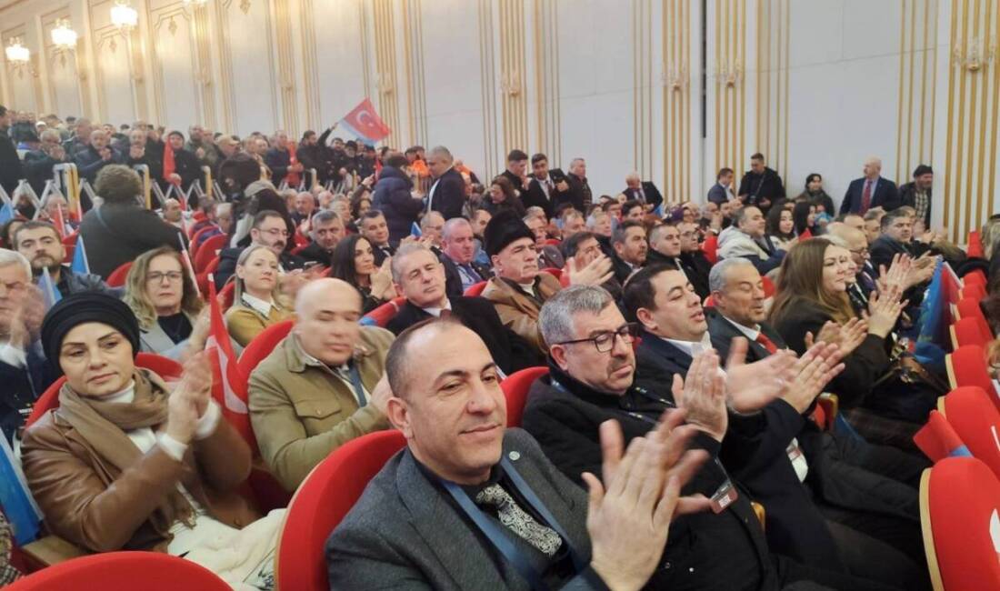 İYİ Parti’nin olağan kurultayı büyük bir katılımla gerçekleştirildi. Kurultayda Müsavat