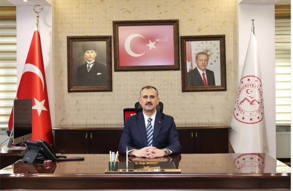 Hatay’ın Yayladağı ilçesinde doğup büyüyen hemşehrimiz Vali Önder Bozkurt, kısa