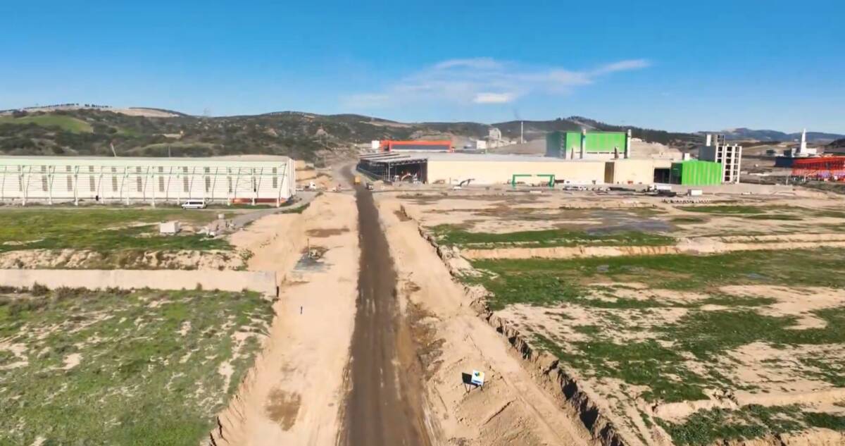 Hatay Valisi ve Erzin Organize Sanayi Bölgesi Müteşebbis Heyet Başkanı