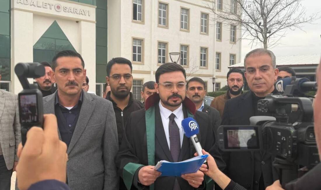 AK Parti Kırıkhan İlçe Başkanlığı, sosyal medya paylaşımlarında hakaret içerdiği