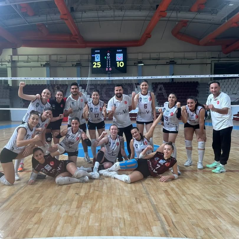 Türkiye Kadınlar Voleybol 2. Ligi 13. Grup’ta sezonu ikinci sırada