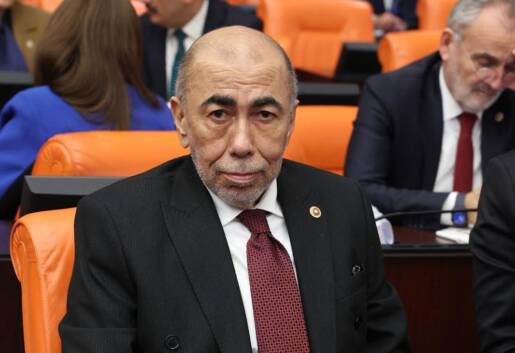 Hatay İYİ Parti Milletvekili Şefik Çirkin, siyasette kullanılan üsluba dikkat