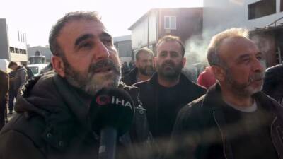 Hatay’da alevlere teslim olan mobilya atölyesinde çıkan yangında yıllarca verdiği