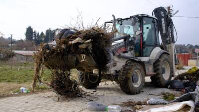 Defne Belediyesi, ilçe genelindeki temizlik hizmetlerini ihale yoluyla yürütme uygulamasına