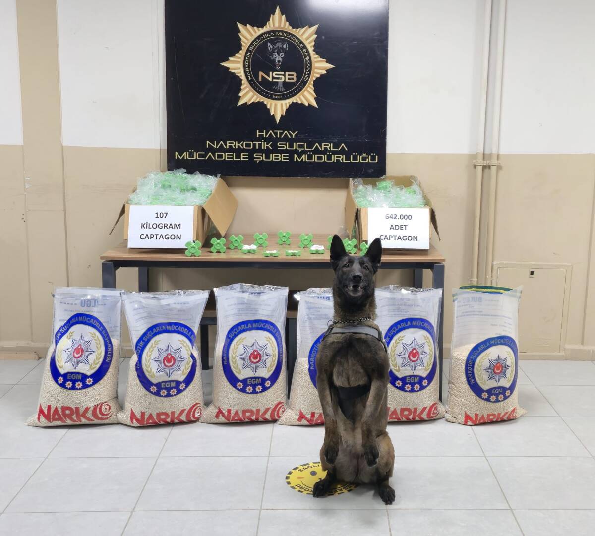 Hatay Emniyet Müdürlüğü ekipleri, uyuşturucu madde kullanımının ve ticaretinin önlenmesine