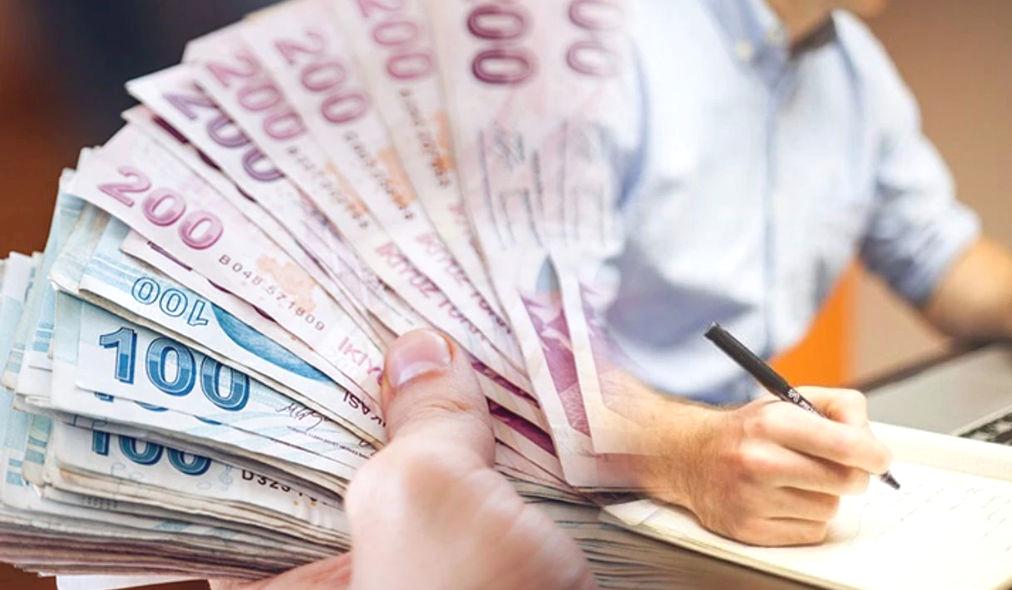 Asgari ücret zammı yeni tartışmaları tetikledi. Etkileri, işçi ve işveren