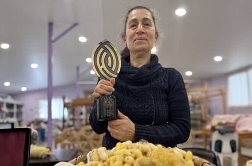 Hatay’da ninesinden öğrendiği ipek böcekçiliğini yaşatan Emel Duman, Kültür ve