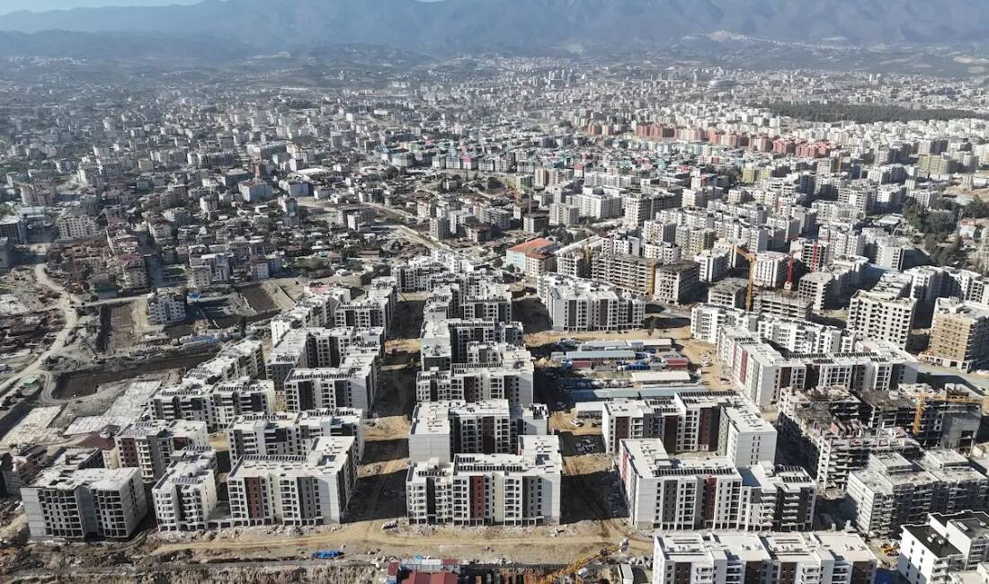 Hatay’ın Defne ilçesinde yer alan Armutlu Mahallesi Muhtarı Cüneyt Öfkeli