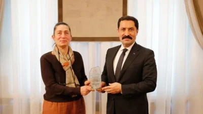 Kültür ve Turizm Bakanlığı tarafından “Yaşayan İnsan Hazineleri Ödülü”ne layık