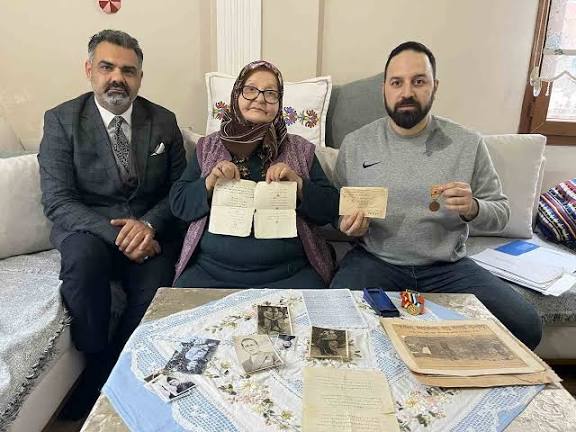 Hatay’ın Yayladağı ilçesinde yaşayan 77 yaşındaki Züleyha Ballı, Kore Savaşı’nda