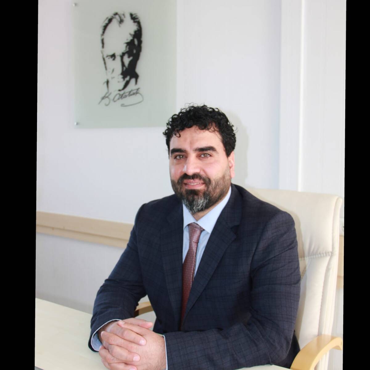 İskenderun Teknik Üniversitesi bünyesinde görev yapan Prof. Dr. Abdulla Sakallı,