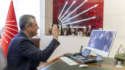 Cumhuriyet Halk Partisi Genel Başkanı Özgür Özel, Adana’nın Seyhan ilçesinde