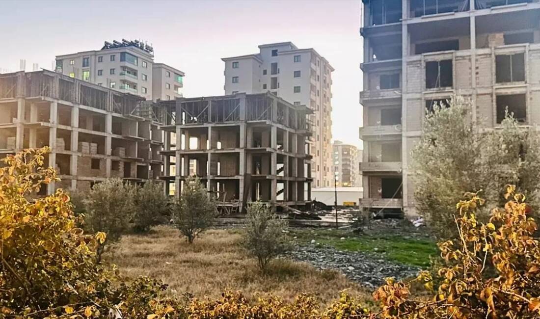 Hatay’ın Dörtyol ilçesinde meydana gelen iş kazasında bir inşaat işçisi