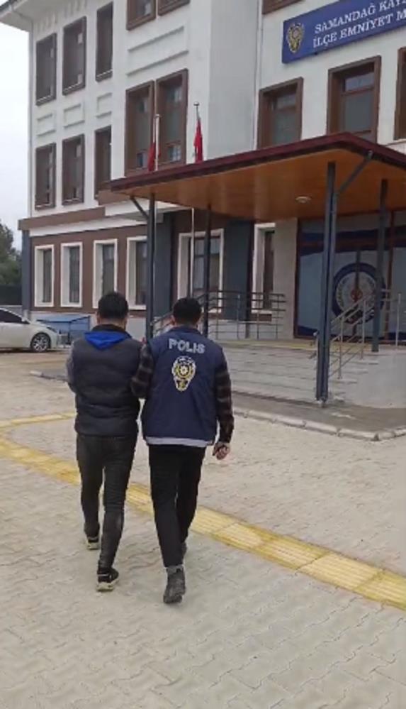 Hatay’ın Samandağ ilçesinde, kesinleşmiş hapis cezaları bulunan şahıslara yönelik yürütülen