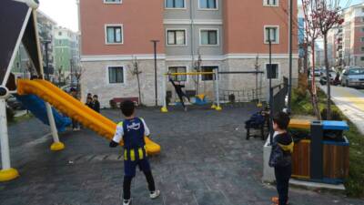 Hatay’da depremde ağır hasar gören 500 Evler Sitesi sakinleri, aynı