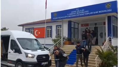 Hatay Emniyet Müdürlüğü ekipleri, göçmen kaçakçılığıyla mücadele kapsamında yürüttükleri çalışmalar