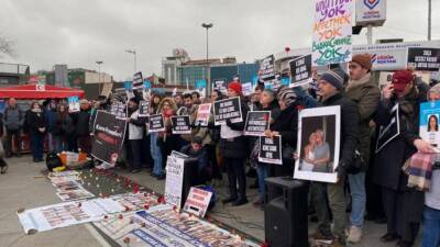 6 Şubat depremlerinde yakınlarını kaybeden yurttaşların kurduğu Adalet Peşinde Aileleri