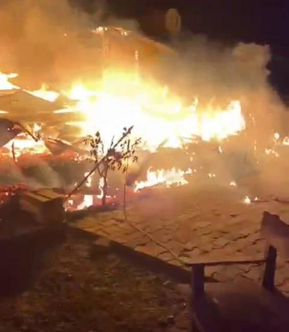 Hatay’da yaşadığı ahşap ev alevlere teslim olan emekli polis memuru