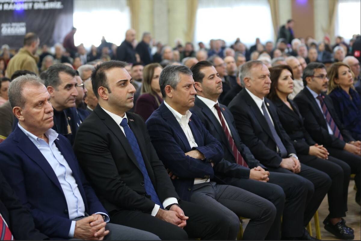 CHP lideri Özgür Özel, Hatay’da düzenlenen buluşmada rezerv alan uygulamalarının