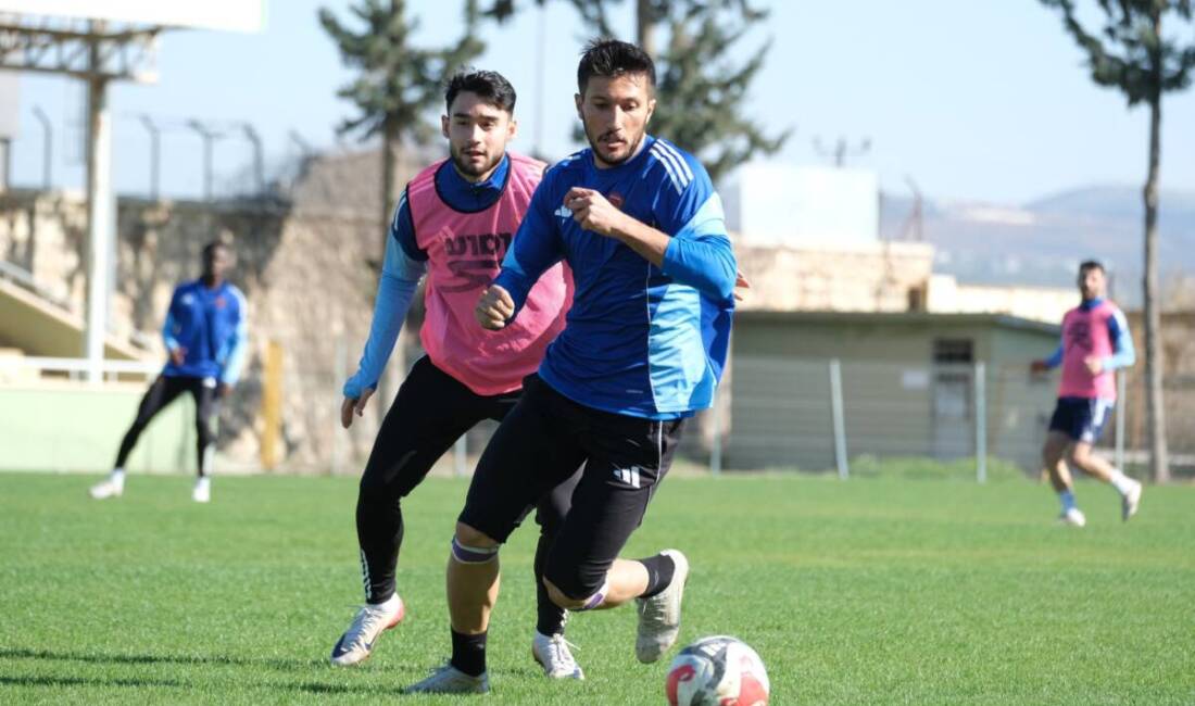 Atakaş Hatayspor, Esenler Erokspor ile oynayacağı karşılaşmanın hazırlıklarına Reyhanlı Tayfur