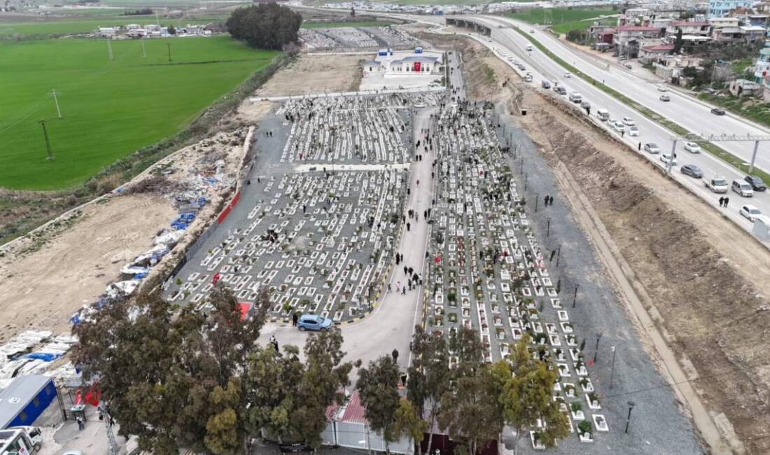 Kahramanmaraş merkezli depremlerin üzerinden üç yıl geçmesine rağmen Hatay’da yas