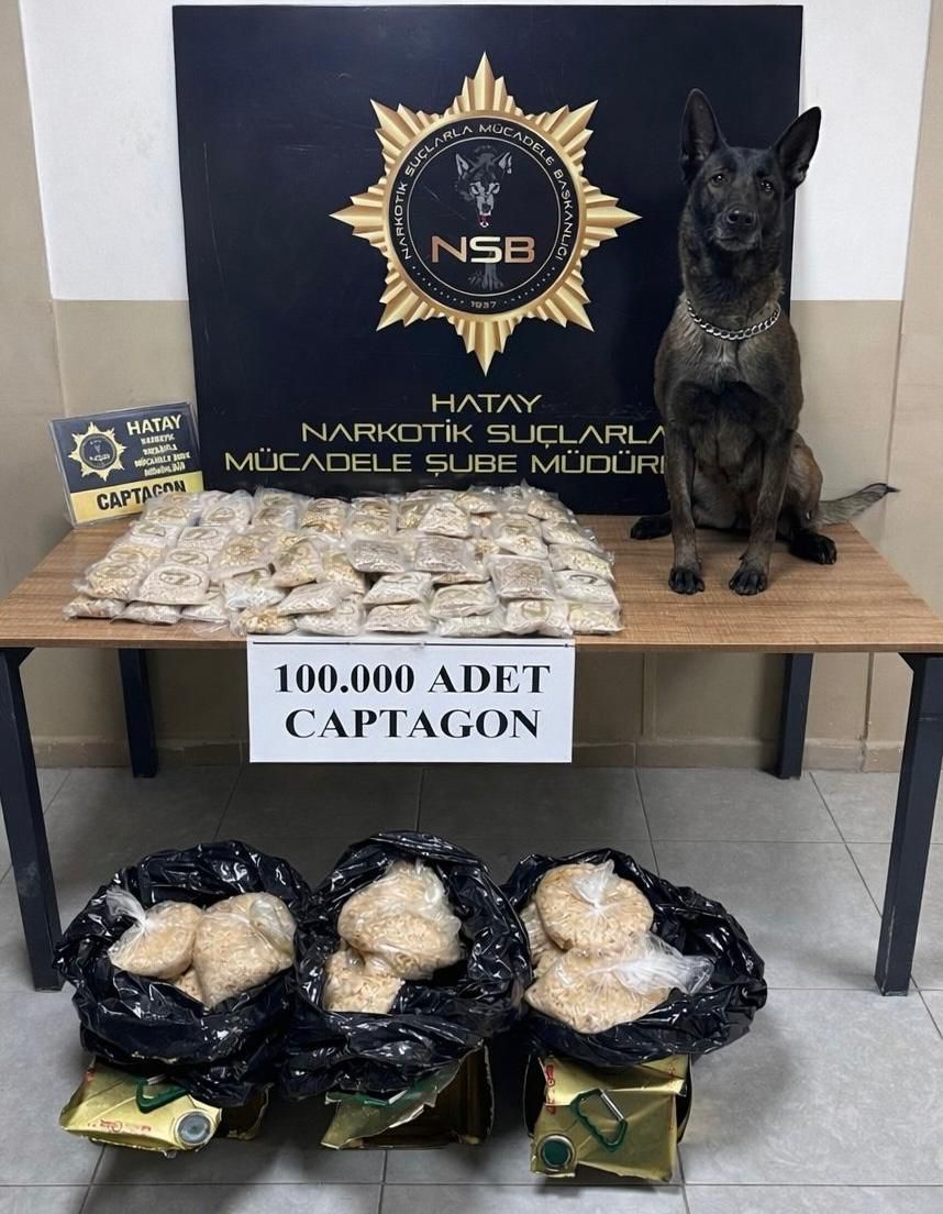 Zeytinyağı Tenekelerinde Uyuşturucu Sevkiyatı: Kırıkhan’da 100 Bin Captagon Ele Geçirildi
