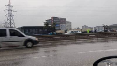 &nbsp; Hatay’ın Antakya ilçesinde bulunan çevreyolunda, Adliye mevkii yakınlarında trafik