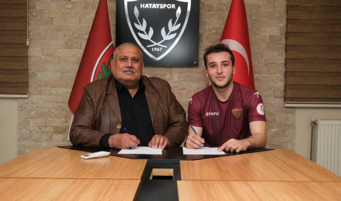 Hatayspor, transfer döneminin son günlerinde kadrosunu genişletmeye devam etti. Bordo-beyazlı