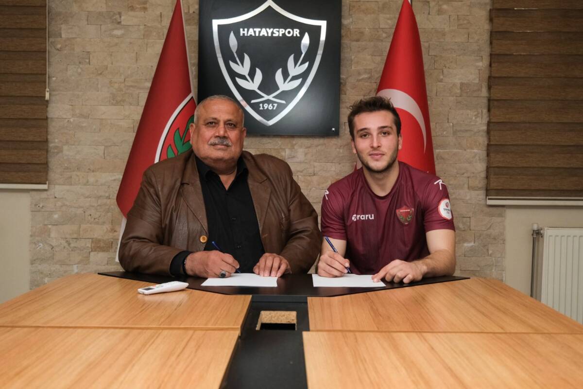 Hatayspor, transfer döneminin son günlerinde kadrosunu genişletmeye devam etti. Bordo-beyazlı