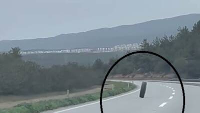 Hatay’da otoyolda yaşanan tehlikeli anlar, cep telefonu kamerasına saniye saniye