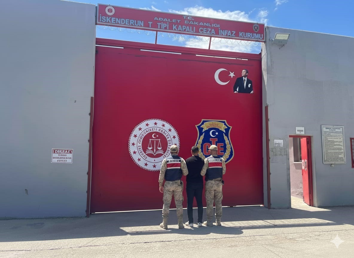 Hatay İl Jandarma Komutanlığı ekipleri, aranan şahısların yakalanmasına yönelik yürüttükleri