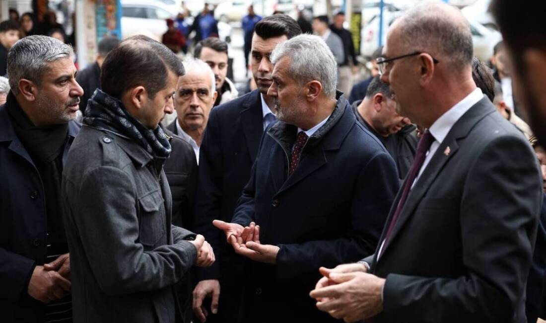 Hatay Büyükşehir Belediye (HBB) Başkanı Mehmet Öntürk, Antakya’da gerçekleştirdiği saha