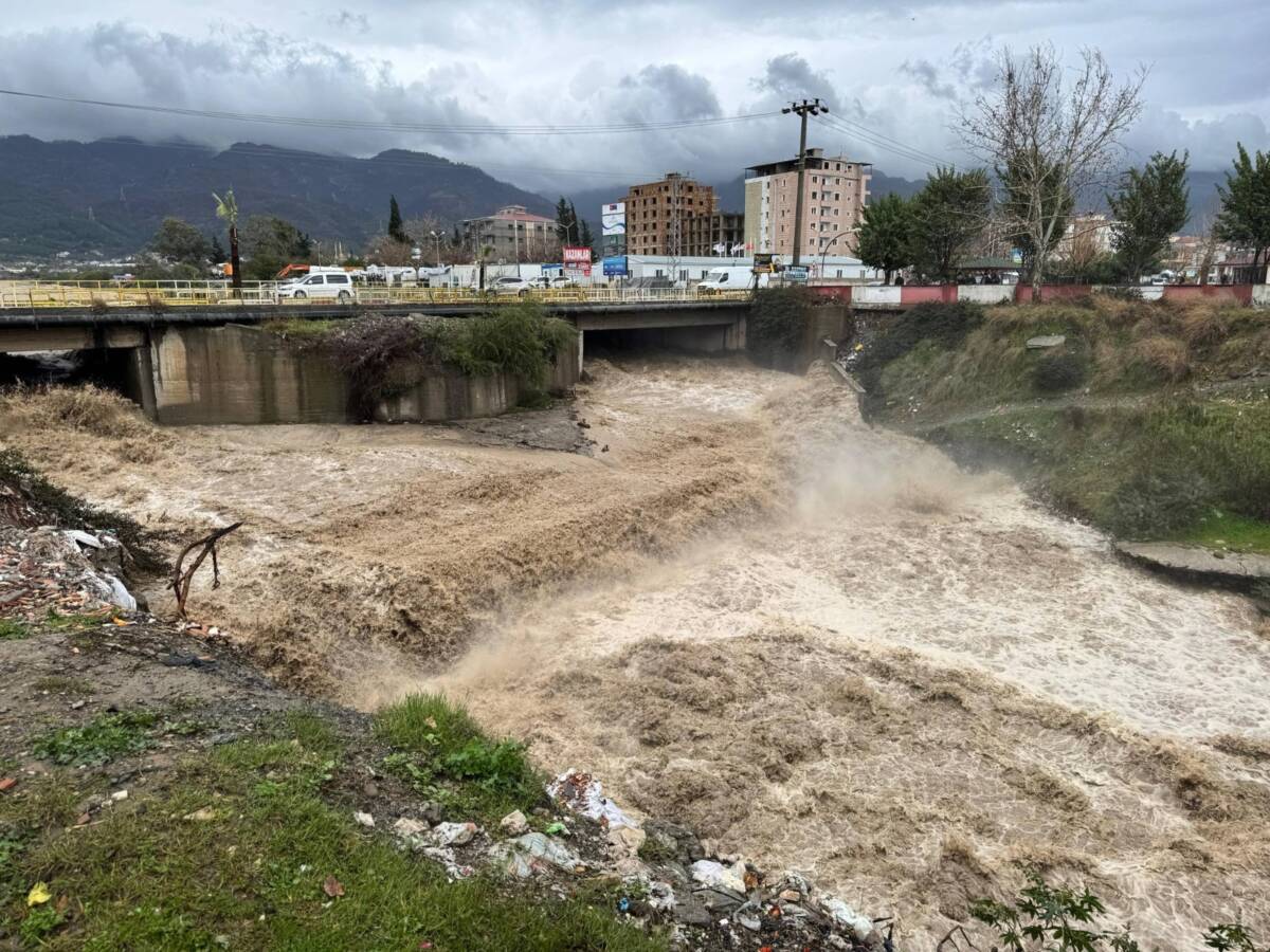 Dörtyol ve çevresinde iki gün önce etkili olan sağanak yağış,
