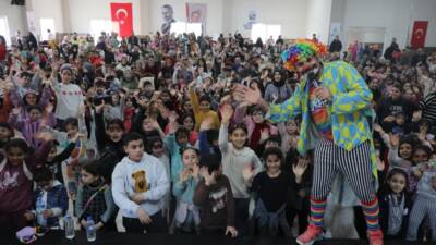 Hatay Büyükşehir Belediyesi, kent genelinde sürdürdüğü sosyal ve kültürel etkinlikler