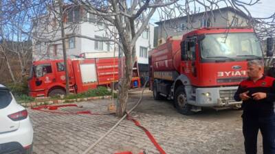 Hatay’ın İskenderun ilçesinde iki katlı müstakil evde çıkan yangın, itfaiye