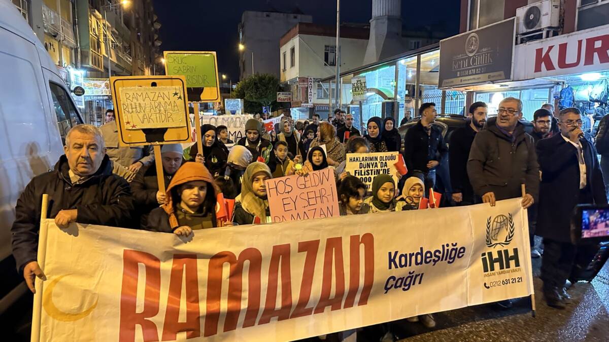 Hatay’ın İskenderun ilçesinde, on bir ayın sultanı Ramazan’ın gelişini selamlamak