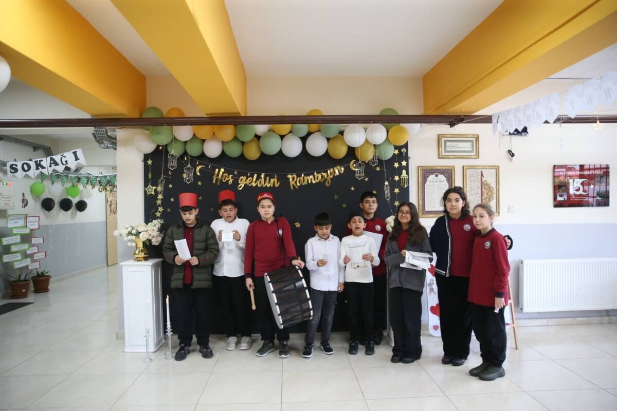 Ramazan’ın bereketi bu kez okul koridorlarına taştı