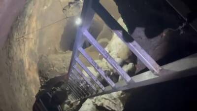 Hatay’ın Payas ilçesinde define aramak amacıyla evinin bahçesinde yaklaşık 40