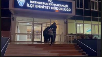 Hatay’da güvenlik güçlerinin kamu düzenini sağlamak amacıyla yürüttüğü denetimlerde, İskenderun