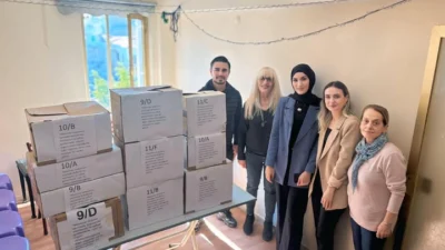 Arsuz Özel Teknoloji Koleji öğrencileri, kendi harçlıklarını biriktirerek hazırladıkları gıda