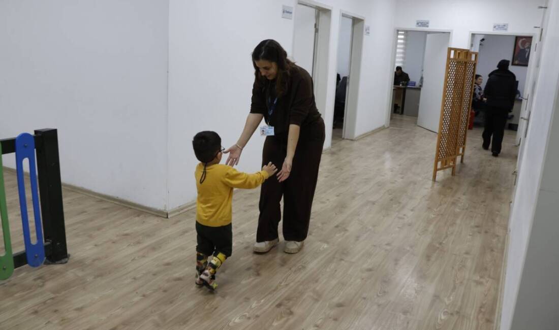 Hatay Büyükşehir Belediyesi Engelsiz Yaşam Merkezi’nde iki yıl süren fizik